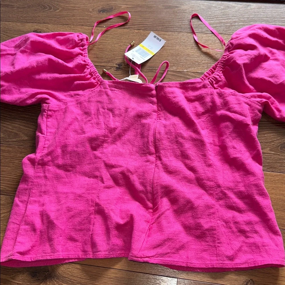Michael Kors Pink Linen Top with puff sleeve. Medium - Picture 4 of 5